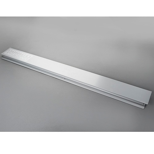 Paneele-Rückwand, weißaluminium RAL 9006 Paneele-Rückwand, weißaluminium RAL 9006
